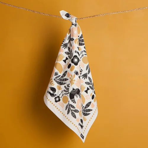 Vista 6 de Danica Studio Bandana de algodón reciclado de 21 x 21 pulgadas