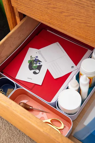 Vista 3 de Organizador de cajones Seattle Three by Three Deep 2" food-safe metal bins; soft non-scratch base; perfect for kitchen utensils, tools & bulkier