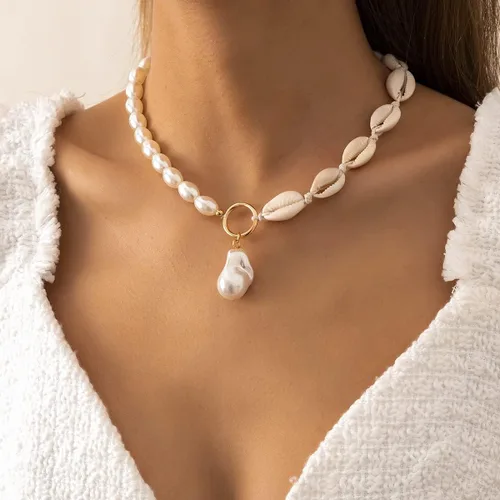 Vista 2 de Collar con colgante de perlas barrocas de oro, gargantilla de perlas ovaladas con cuentas de concha de mar, cadena en capas, collar de perlas