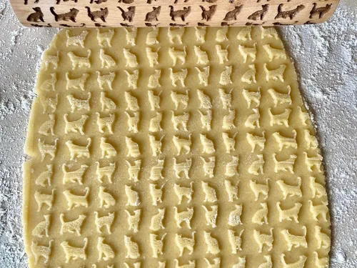 Vista 2 de GATOS rodillo de grabado en relieve. rodillo de madera en relieve con gatos