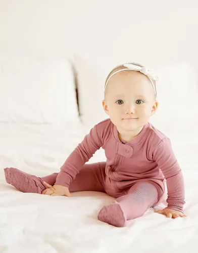 Vista 3 de VAENAIT BABY - Pijama para bebé prematuro para niños y niñas, pijama modal con pies cerrados para dormir y jugar, de primera calidad, disponible