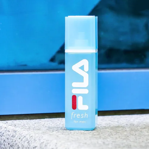 Vista 3 de FILA Fresh - Colonia para hombres con ámbar Fougere, bergamota, salvia y vetiver - Colonia para hombre para uso de día o de noche - Aroma de día