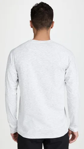 Vista 3 de Rhone Camisa de entrenamiento de manga larga para hombre, atlética, tela ultrasuave, absorbe la humedad, antiolor, protección solar UPF 50