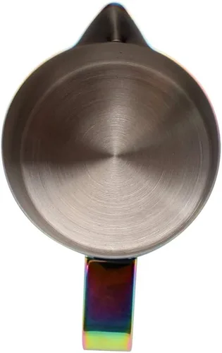 Vista 5 de Jarra de espuma de leche de acero inoxidable plateada con crema de titanio Latte Art Cup Café Latte Cappuccino Multicolor 11.8 fl oz