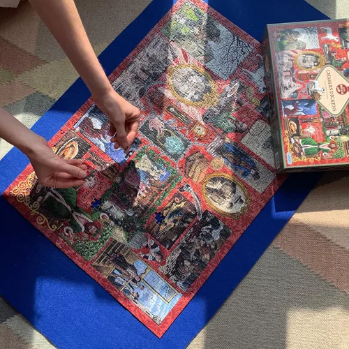 Vista 6 de The Puzzle Roll de Gibsons Almacenamiento de rompecabezas Superficie antideslizante para rompecabezas de 1000 piezas Accesorio portátil