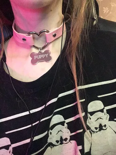 Vista 6 de Gargantilla de cuero con forma de hueso para mujer collar de cosplay punk Kitty para niña Cuero no conocido