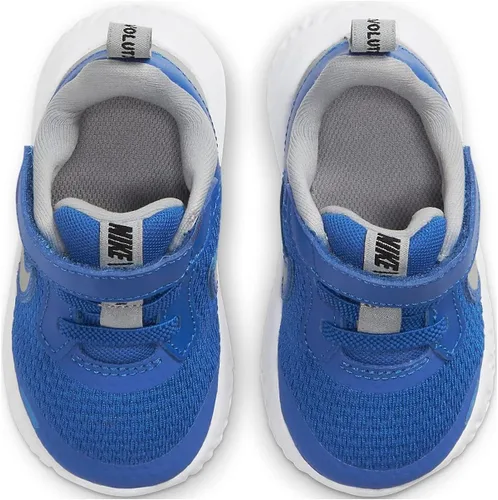 Vista 22 de Nike Revolution 5 tenis para correr para niños en edad escolar