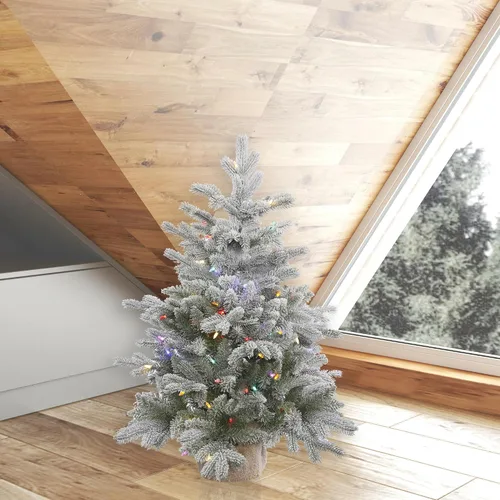 Vista 4 de Vickerman Árbol de Navidad artificial de pino de sable esmerilado de 36 pulgadas, luces LED Dura-Lit® multicolor. Árbol de Navidad de pino de sable