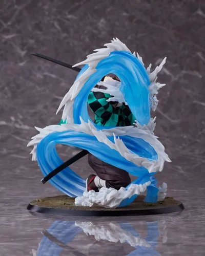 Vista 5 de Aniplex Demon Slayer: Kimetsu No Yaiba Tanjiro Kamado Figura Versión Deluxe