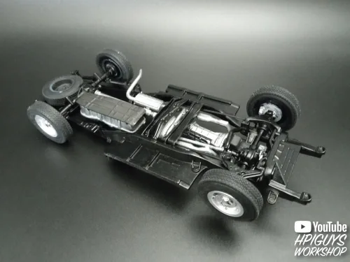 Vista 9 de AMT 1997 Ford F-150 4x4 Pickup Kit de modelo a escala 1:25