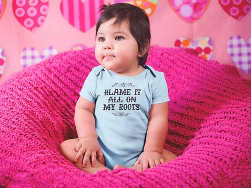 Vista 4 de Pop Threads Blame It All On My Roots Country Music Cute Funny Western Baby Toddler Kids Girl Boy T-Shirt