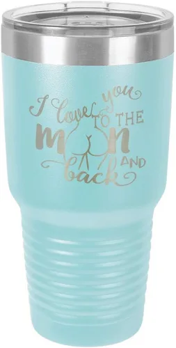 Vista 18 de Vaso negro de 30 onzas con popote y tapa superior deslizante con texto en inglés "I love you to the moon and back", color negro