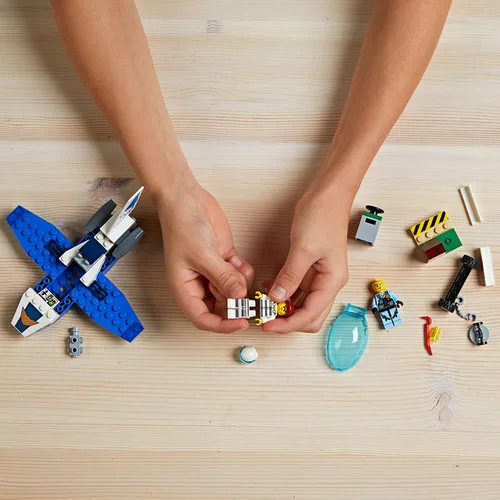 Vista 3 de LEGO City Sky Police Jet Patrol 60206 Kit de construcción (54 piezas)