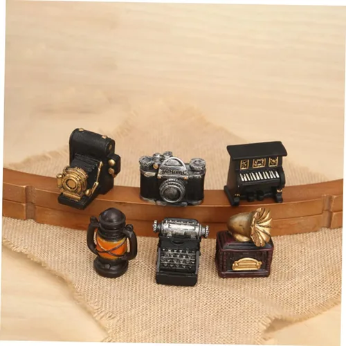 Vista 9 de BESPORTBLE 6 piezas de adornos de resina artesanías decoración mini habitación mini electrodomésticos juguete motosierras mini cosas miniaturas