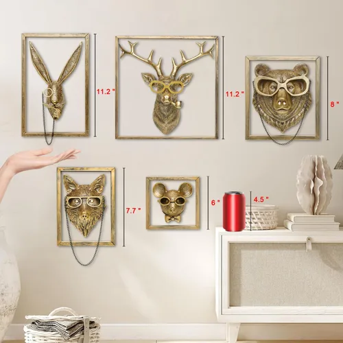 Vista 4 de Newinhome Paquete de 5 cabezas de animales para decoración de pared (marco de metal de regalo), esculturas de animales de resina, decoración