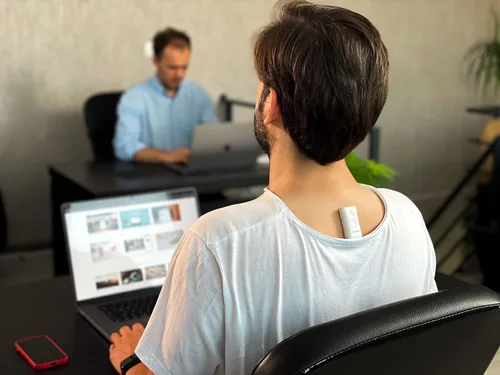 Vista 8 de Kodgem Straight Corrector de postura para mujeres y hombres - Entrenador de postura inteligente actualizado - Soporte de enderezador inteligente