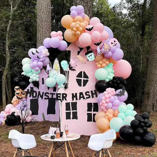 Vista 4 de Kit de arco de guirnalda de globos de monstruo de Halloween, globos negros, morados, verdes con globos de papel de aluminio, pancarta de monstruo