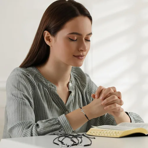 Vista 5 de Rtteri 20 pulseras de cruz de fe inspiradoras, regalos de joyería de cumpleaños a granel de acero inoxidable con dije de esperanza ajustable