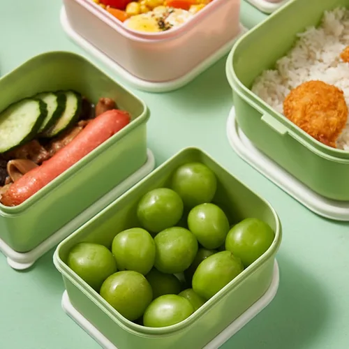 Vista 2 de TOPINCN Cajas de almuerzo para microondas de dibujos animados lindos, contenedor independiente del compartimiento, contenedores plásticos apilables