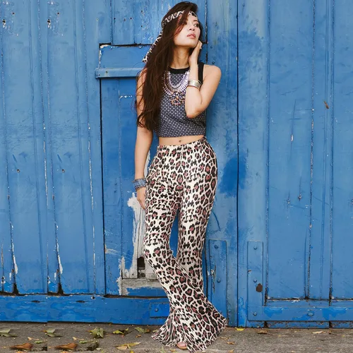 Vista 5 de SATINIOR Conjunto de disfraz hippie de los años 60 y 70 para mujer, diseño de discoteca retro, acampanados, pantalones acampanados para Halloween