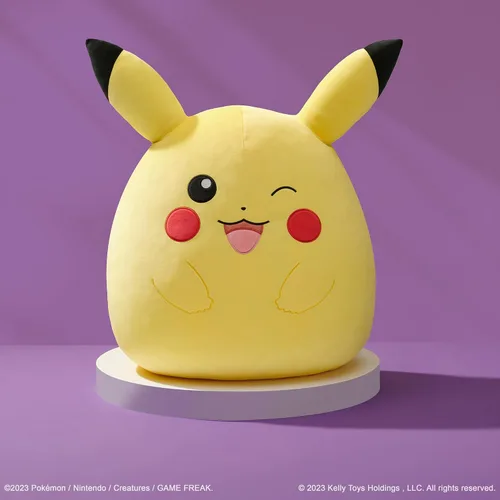 Vista 4 de Squishmallows Pokemon Pikachu - Peluche de 20 pulgadas, ultrasuave, coleccionable, con licencia
