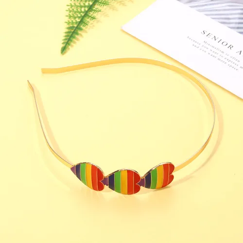 Vista 4 de vokone Diademas de corazón para mujer esmaltadas con triple amante, diadema de orgullo arco iris, accesorios para la cabeza (corazón arcoíris)