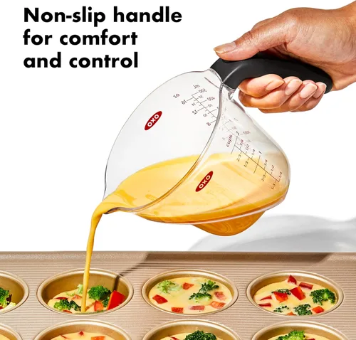 Vista 4 de OXO Good Grips - Juego de tazas medidoras angulares (3 piezas)
