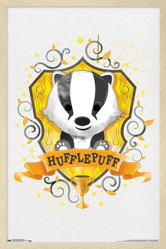 Vista 7 de Trends International Wizarding World: Harry Potter-Hufflepuff - Póster de pared, 14.725 x 22.375 pulgadas, versión enmarcada de madera de granero