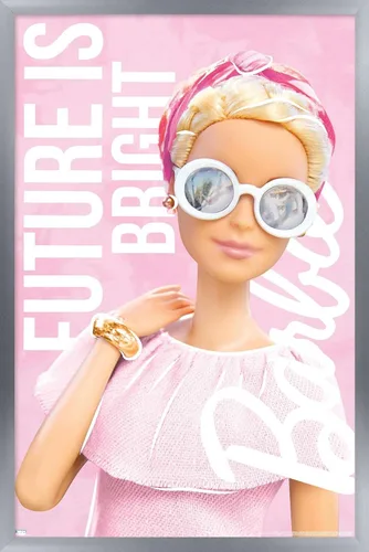 Vista 11 de Mattel Barbie - Póster de pared Future is Bright, 22.4 pulgadas de largo x 14.7 pulgadas de ancho, versión enmarcada de madera de granero