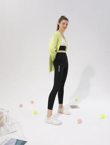 Vista 5 de TWKXL Leggings sedosos y elásticos de cintura alta para mujer con calcetines a juego a media pantorrilla, pantalones de yoga, pantalones de fitness