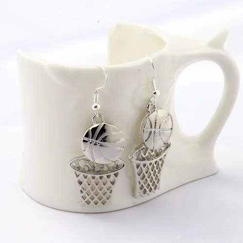 Vista 4 de BNQL Regalos para amantes del baloncesto, collar de aro de baloncesto, collar con colgante deportivo, joyería deportiva, regalos para hombres, niños