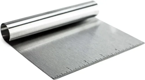 Vista 4 de HUJI Raspador/picador multiusos de acero inoxidable con mango ergonómico (1 paquete, 5.75 x 4.75 pulgadas)