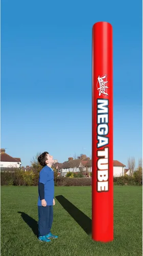 Vista 2 de Mega Tube - Juguetes deportivos inflables gigantes para niños y familia. Patéalo, lanzarlo, rebotarlo y luchar con él... Juego deportivo de tubería