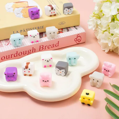 Vista 5 de Paquete de 40 juguetes esponjosos Mochi, mini cubo Kawaii de animales