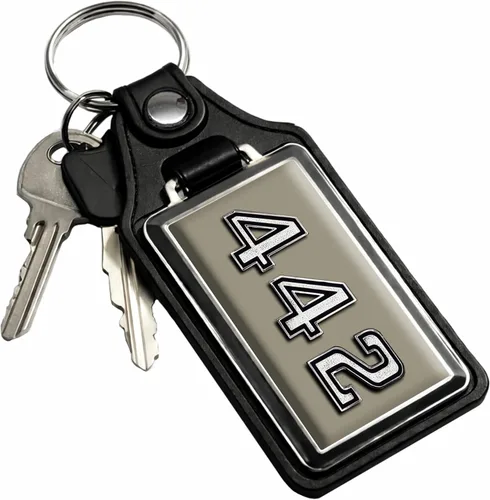 Vista 70 de Brotherhood Car Key Chain for Cutlass - Classic Models Keychain for Men and Women Gift Key Ring