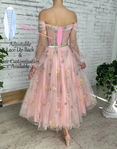 Vista 5 de Fivsole Vestido de fiesta de manga hinchada con hombros descubiertos, tul bordado de flores, vestidos florales formales cortos