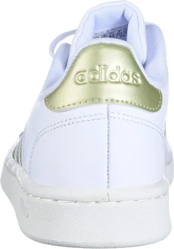Vista 3 de adidas Grand Court - Tenis para mujer, BlancoSandy Beige MetOff White, 11