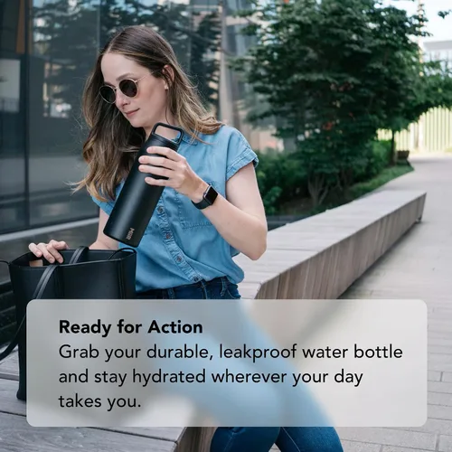 Vista 6 de MiiR Botella de agua de boca ancha - Botella de agua aislada de 20 onzas en acero inoxidable con aislamiento al vacío de doble pared, diseño a