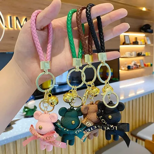 Vista 5 de BEXOA Lindo llavero Kawaii Anime Llaveros Accesorios, Kawaii Little Bear Bolso Charm Car Cartoon Llavero para niñas y mujeres