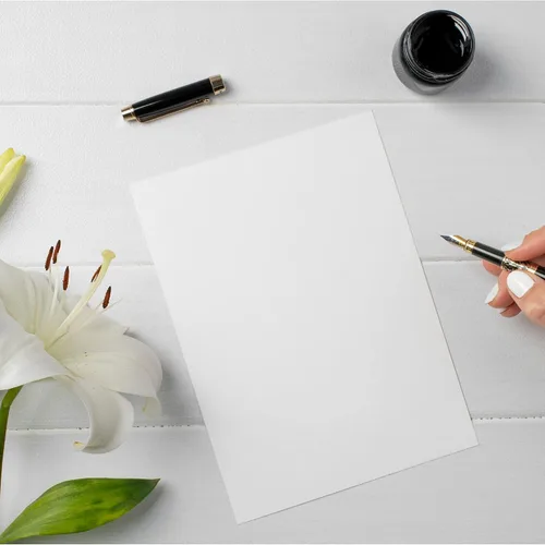 Vista 4 de Cartulina mate lisa blanca de alta calidad de 5 x 7 pulgadas, cubierta 110# de 300 GSM, paquete de 100 unidades, fabricada en los Estados Unidos