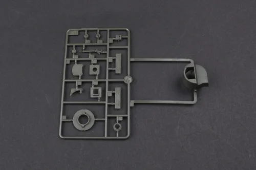 Vista 8 de Hobby Boss Kit de construcción de modelo de tanque de infantería ligera soviética T-26 1931