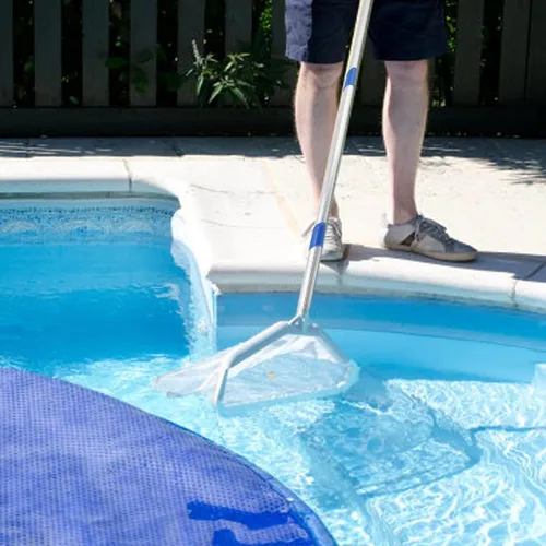 Vista 2 de TOPINCN Poste telescópico para piscina, poste telescópico de aluminio profesional de 3 secciones, mango de red desmontable para redes de espumadera
