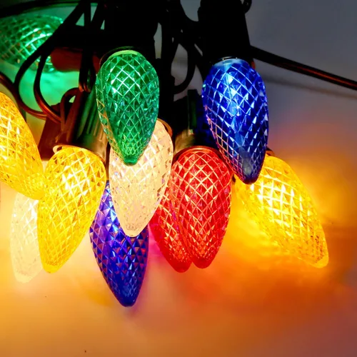 Vista 3 de Paquete de 50 bombillas LED C9 multicolor de repuesto para luces de Navidad, inastillables e impermeables, bombillas LED C9 de plástico para cadenas