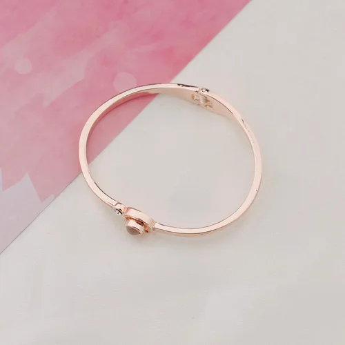Vista 2 de MYOSPARK Pulsera con texto en inglés "I Love You" en 100 idiomas con texto en inglés "The Memory of Love", regalo para pareja, familia, mejores