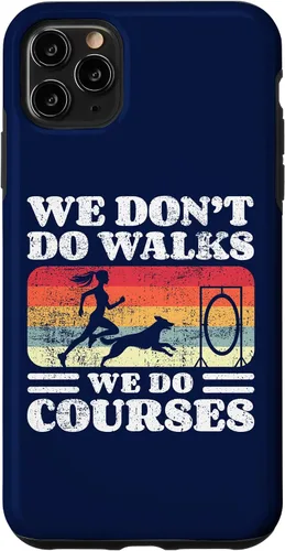 Vista 11 de iPhone 15 Agility Handler - Dog Agility Courses - Humor Dog Agility Case