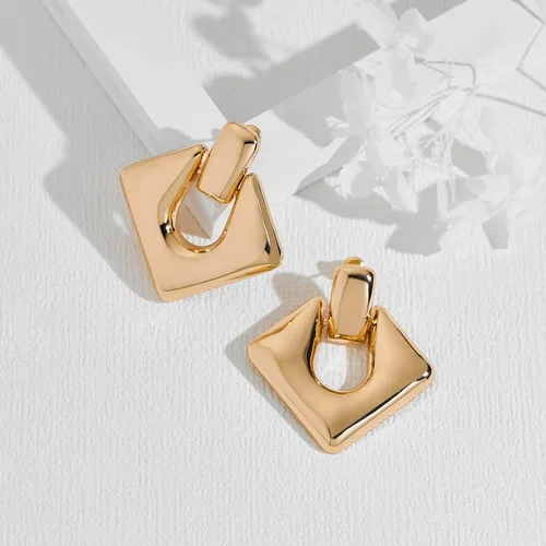 Vista 5 de HESSAWELL Aretes de aro gruesos para mujer, aretes colgantes de aro de oro para mujer, regalo