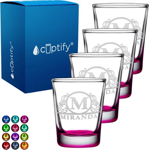 Vista 64 de Vaso de chupito personalizado con nombre de círculo elaborado de 2 onzas, parte inferior negra grabada con texto personalizado para regalos, bodas