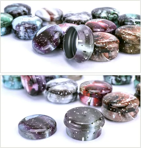 Vista 4 de Rolin Roly 12 tarros de latas con tapas, latas de viaje para velas, mini latas de aluminio redondas reutilizables, contenedor vacío para aceites