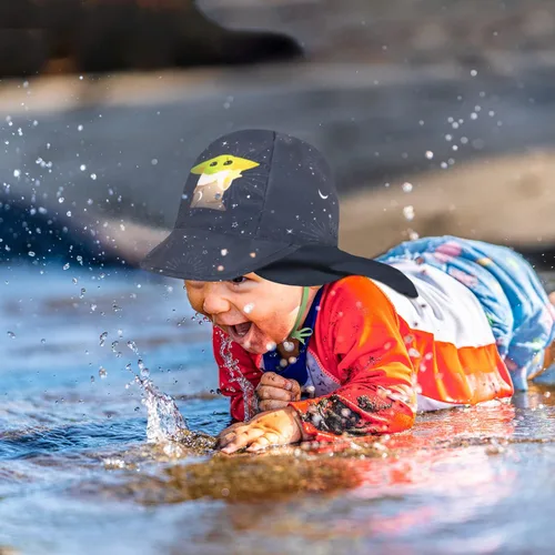 Vista 6 de Disney Sombrero de natación para niños pequeños, sombrero de sol para niños pequeños para verano con los favoritos de Disney, sombrero de sol