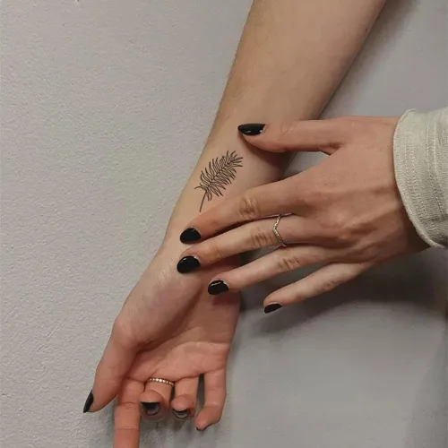 Vista 4 de 8 hojas de calcomanías falsas impermeables temporales para tatuajes temporales, más de 100 diseños bonitos para manos, fresa, serpiente, luna, hoja